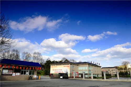 金沙酒業(yè)演排制定23條措施 全員開展降本增效(圖1) 金沙酒業(yè)演排制定23條措施 全員開展降本增效(圖1)