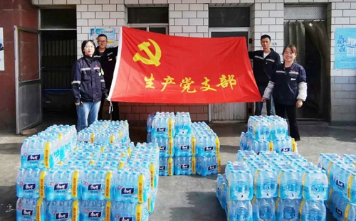 青海宜化:奏響大修進(jìn)行曲 堅(jiān)決打贏攻堅(jiān)戰(zhàn)(圖5) 青海宜化:奏響大修進(jìn)行曲 堅(jiān)決打贏攻堅(jiān)戰(zhàn)(圖5)