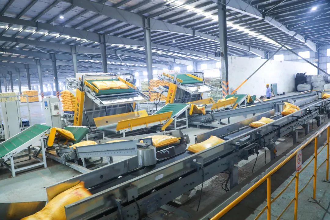 松滋肥業(yè):智能化讓化工生產(chǎn)更有“科技范兒”(圖4) 松滋肥業(yè):智能化讓化工生產(chǎn)更有“科技范兒”(圖4)