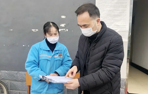 周金平先后到楚星公司、松滋肥業(yè)、實訓(xùn)基地和股份公司檢查疫情防控工作