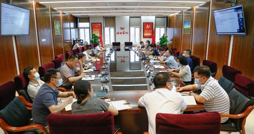 集團中層領(lǐng)導(dǎo)干部培訓班圍繞線上營銷轉(zhuǎn)型開展學習